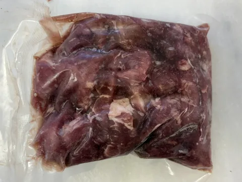 Stew Meat / Beef Cubes, vacuum-sealed pack.